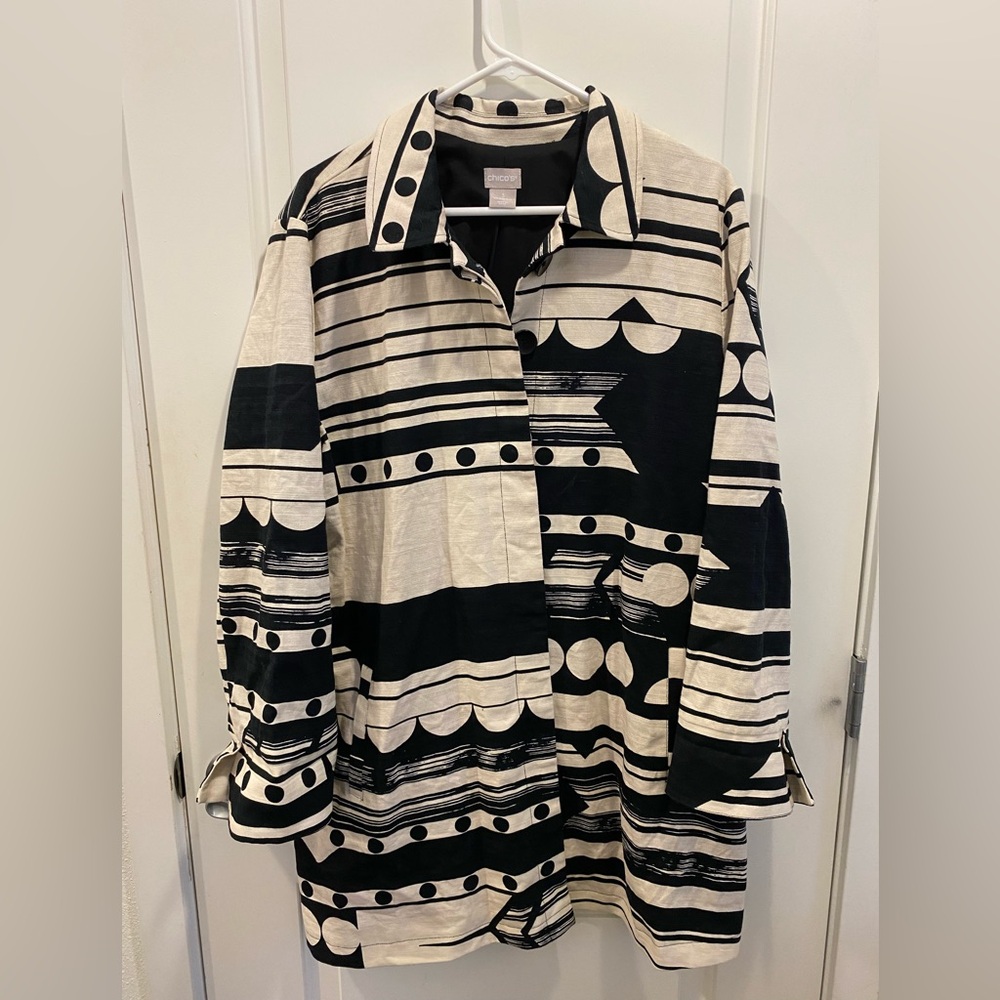 Chico’s Light Rand and Black Jacket Size 3